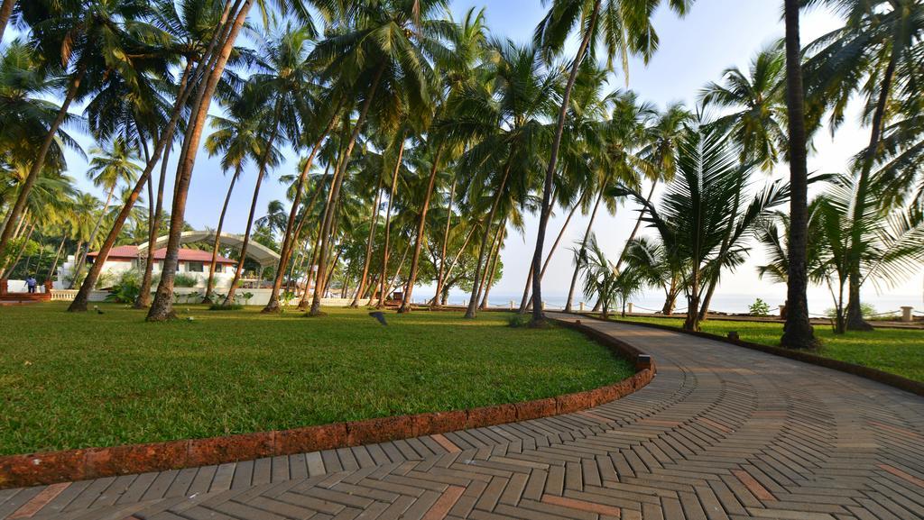 Hotel Bay 15 Panaji Esterno foto