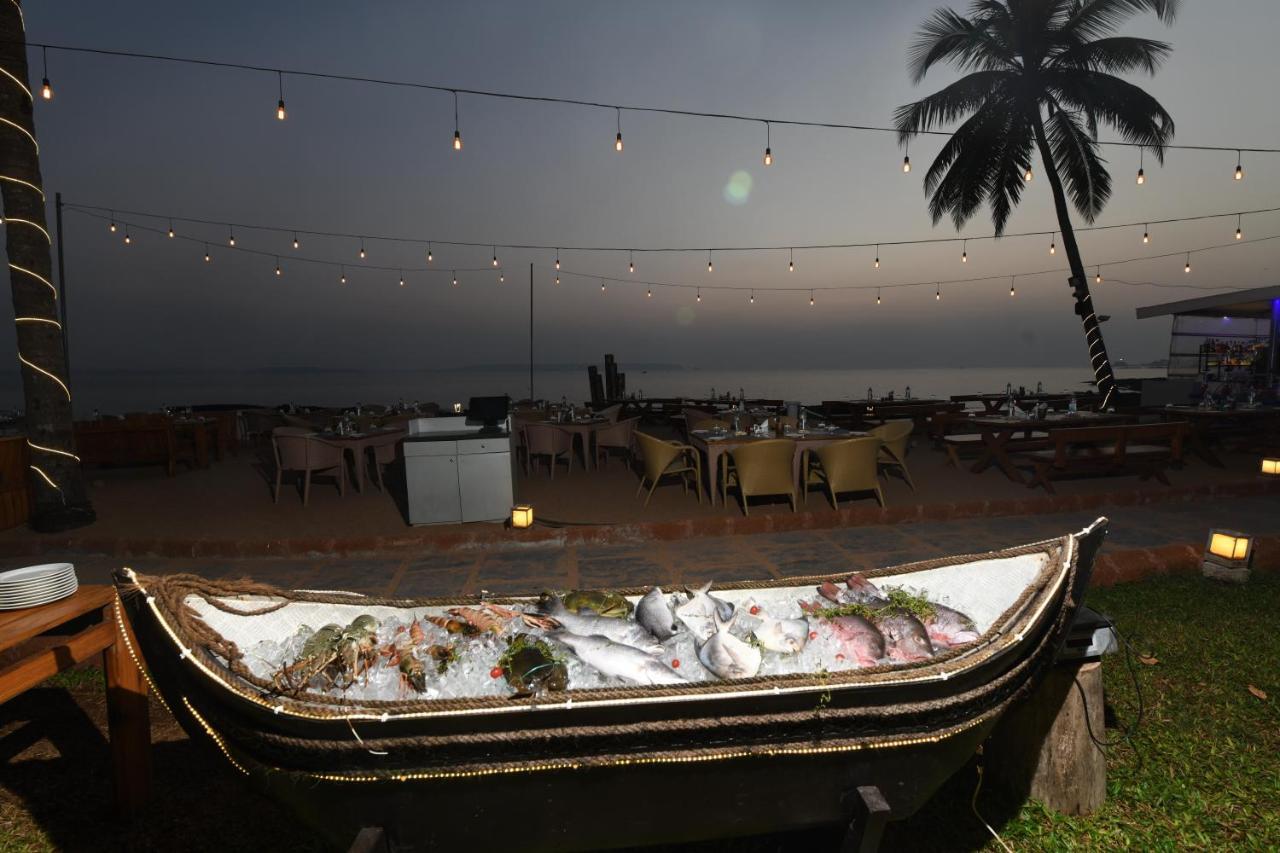 Hotel Bay 15 Panaji Esterno foto